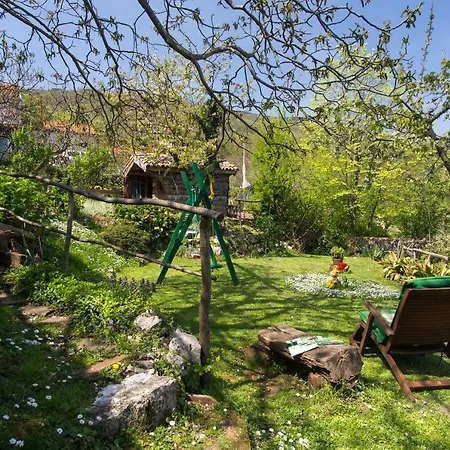 Family Friendly House With A Parking Space Sveta Jelena, Opatija - 7729 Prázdninový dům *