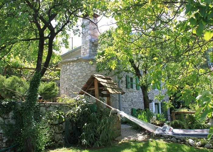Family Friendly House With A Parking Space Sveta Jelena, Opatija - 7729 Semesterbostad Martina