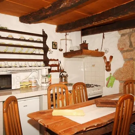 Case de vacanță Family Friendly House With A Parking Space Sveta Jelena, Opatija - 7729 *